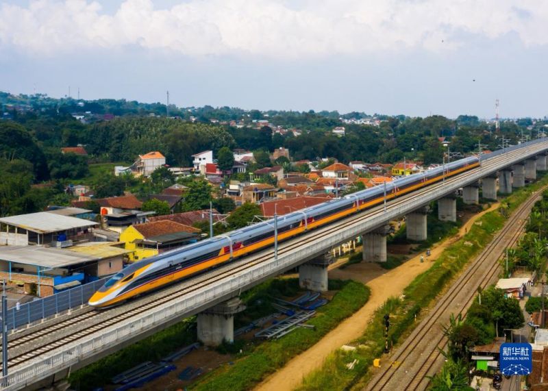 Le chemin de fer à grande vitesse Jakarta-Bandung entame une phase d'essais complets